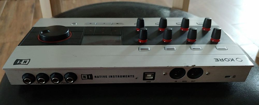 Kore 2 Native Instruments controller