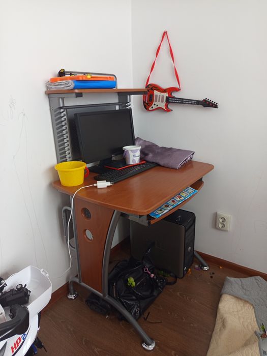 Стоял с компьютером