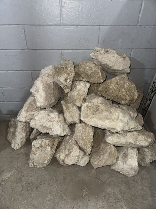 Akvarium sotiladi xolati zoʻr xamma narsasi bor baliq filter toshlari