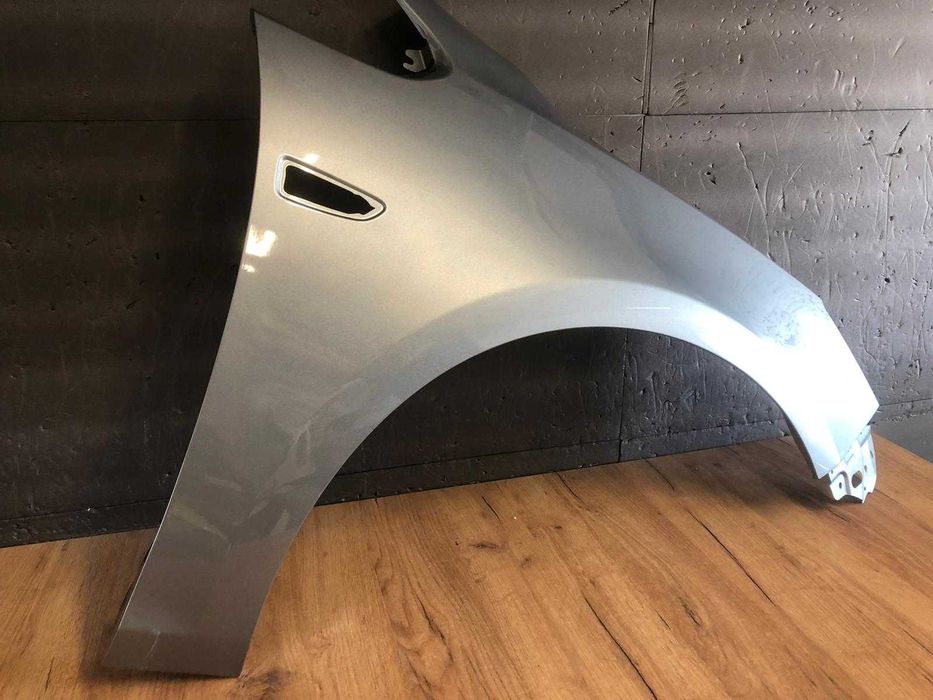 Aripa Fata Dreapta Opel Astra J 2009-2015 (Z179 (Gri))