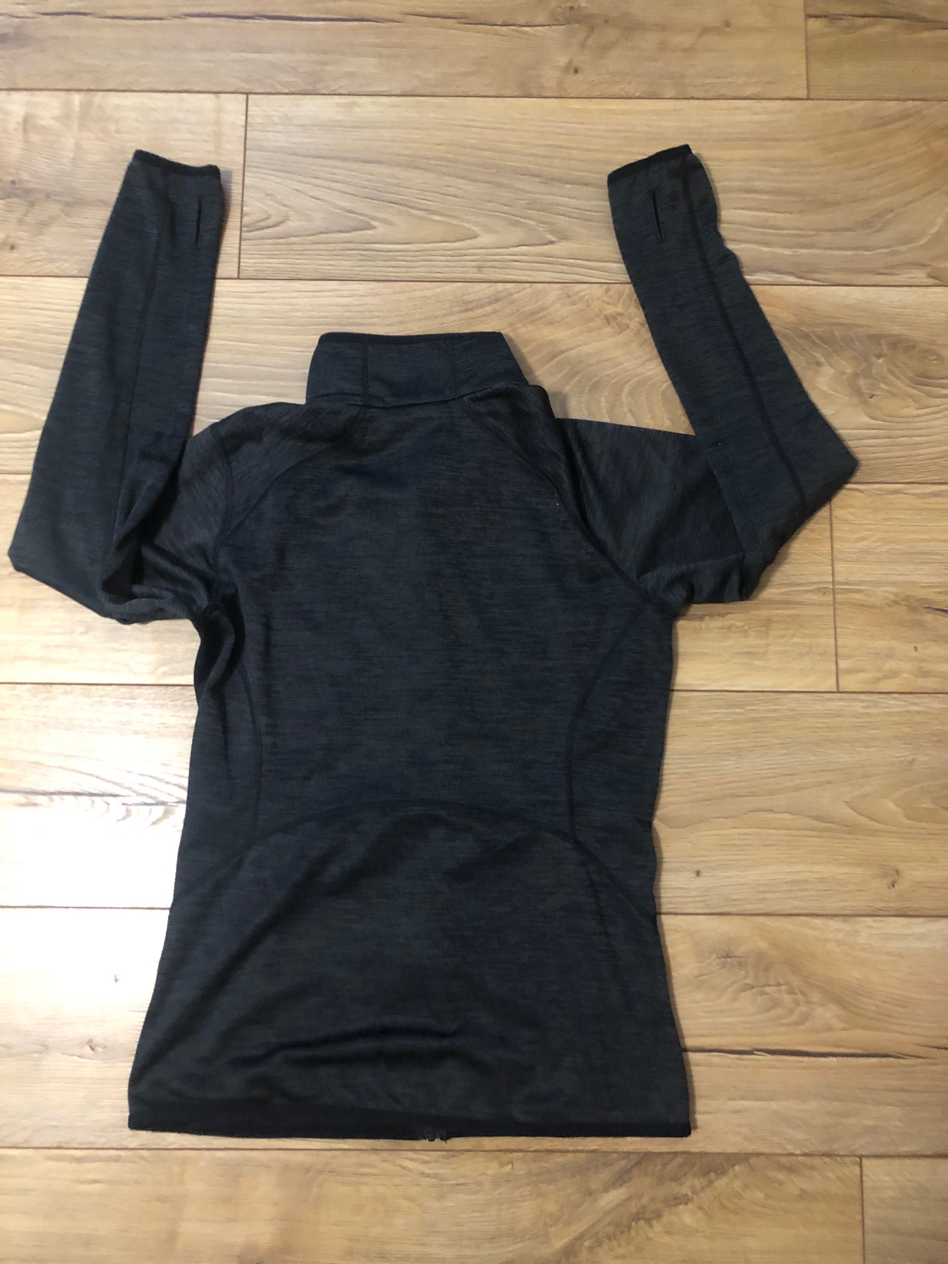 COLUMBIA-jacheta sport in stare impecabila pentru dame S