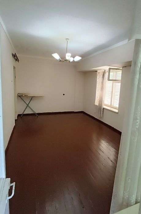 Юнусабад 4, 1/3/4 КиРпИч Балкон 6 на 2 Средний Ремонт