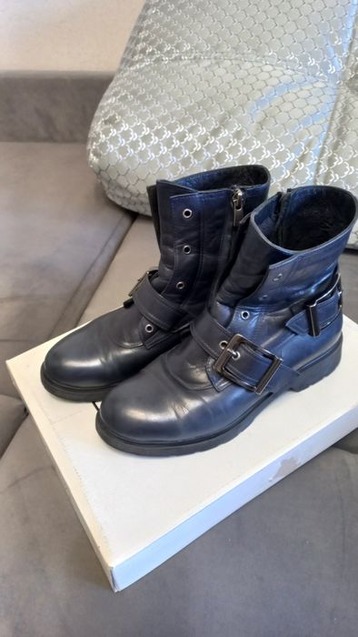 Продам сапоги весна-осень на флисе. Цвет синий,