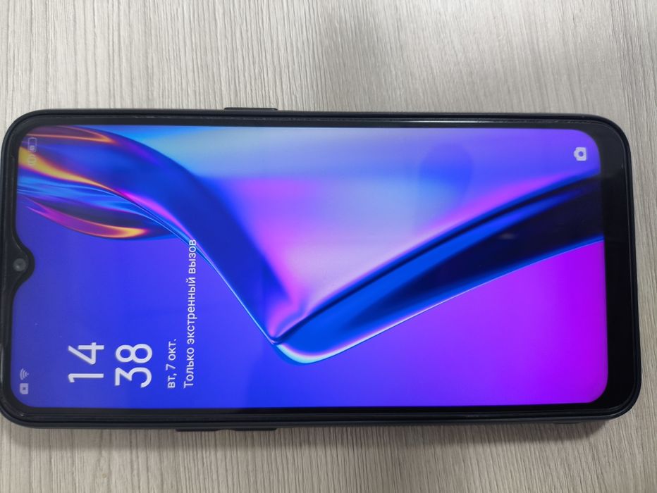 Телефон Oppo A12