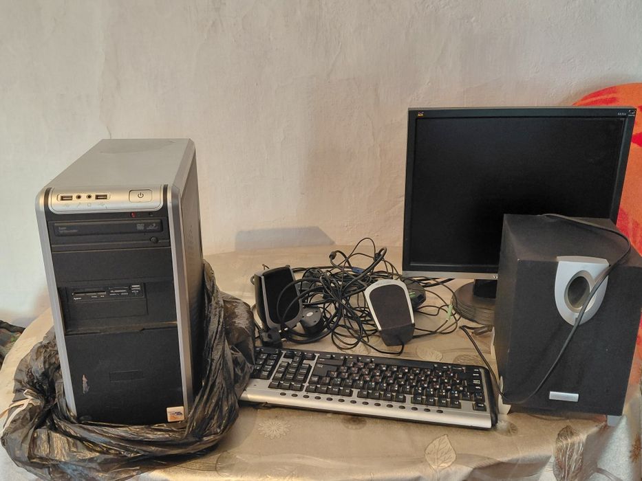 Компьютер толык жинакпен