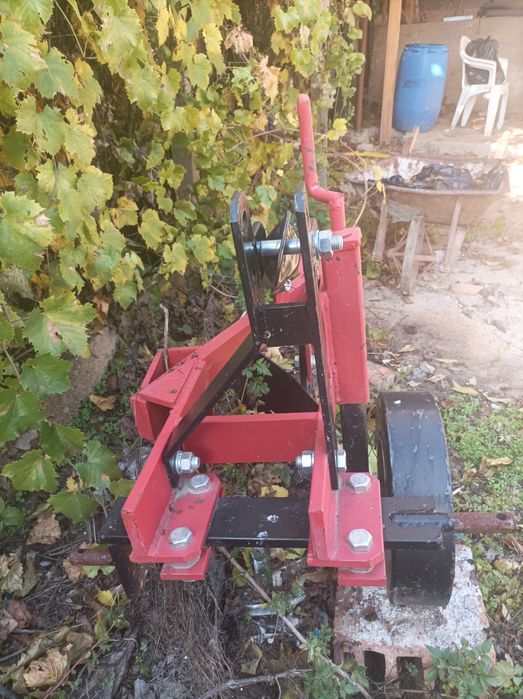 Плуга е чисто нов ! Ремарке за фреза