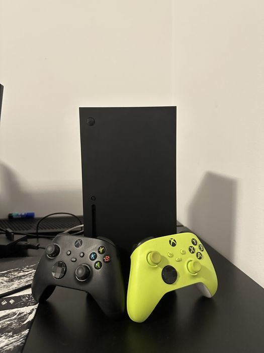 Xbox series X, 1TB, + un controller