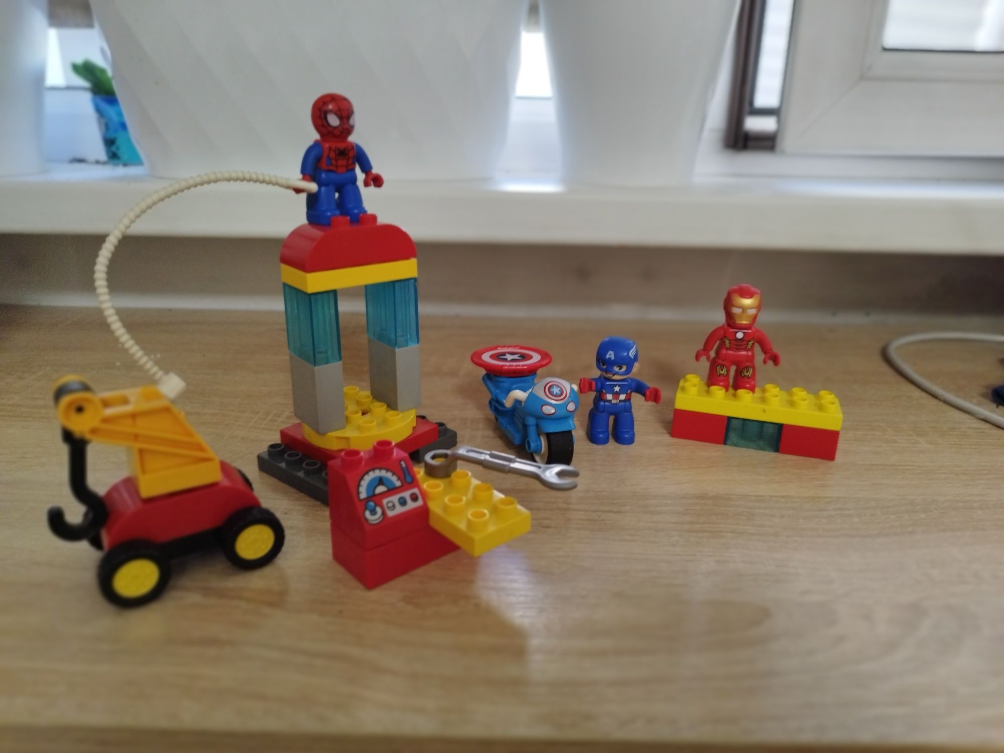 Набор Lego Duplo Лаборатория супергероев