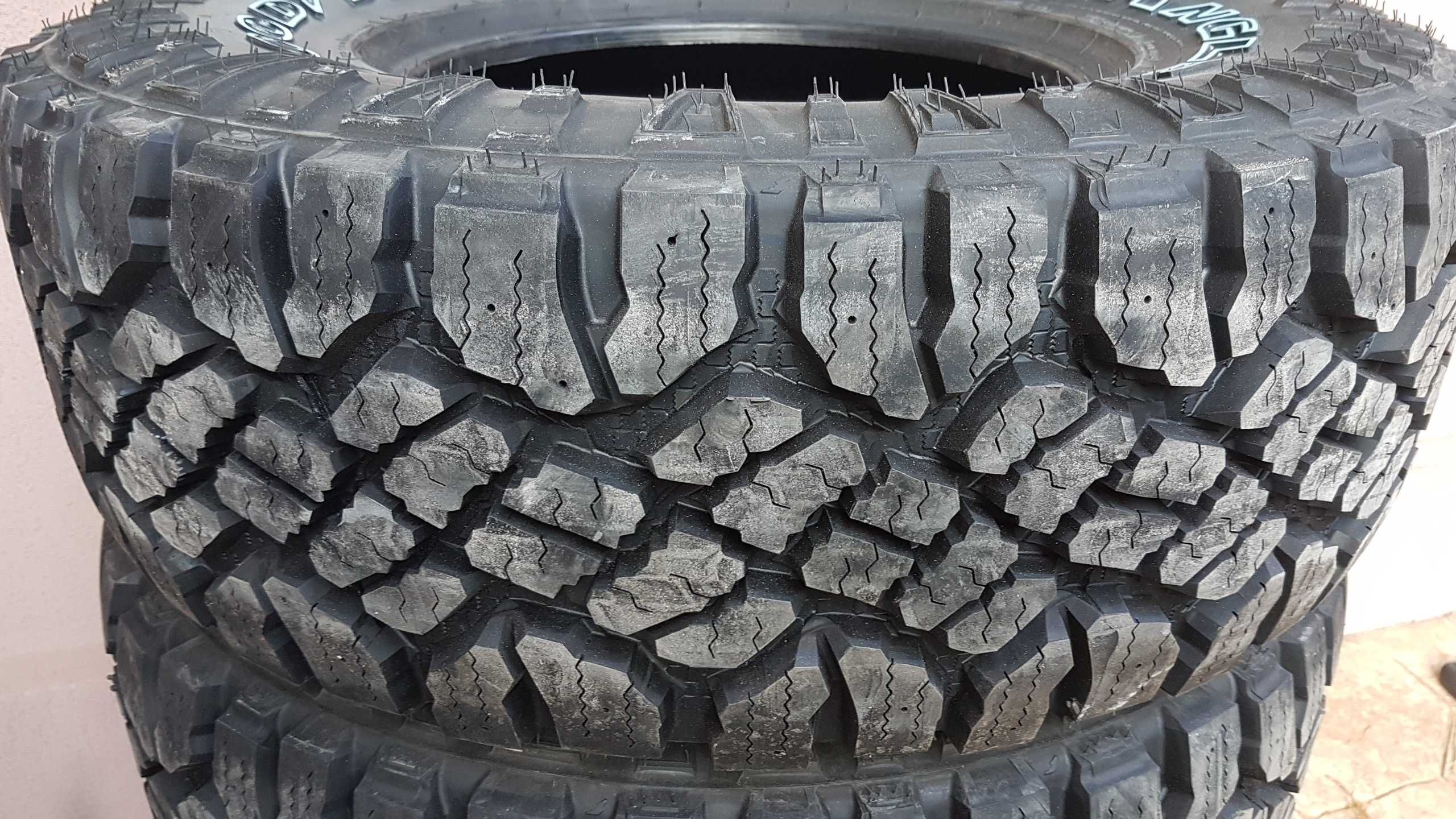 Vand anvelope noi all season,all terrain 255/55 R20 Goodyear Duratrac