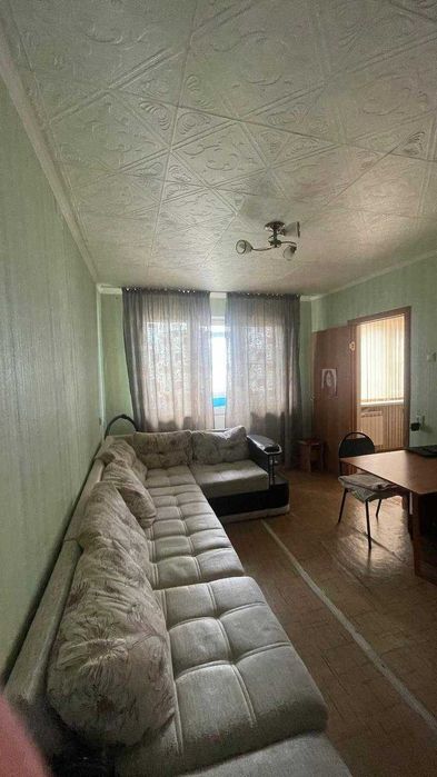 Продам 4х комн кв 5мкр по Есет батыра