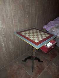 Шахматный столик деревянный,  ручная работа