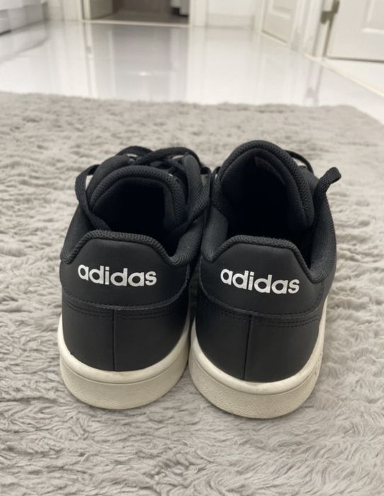 Tenişi Adidas