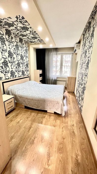 Продам 2в3/2/4 63м2 на Ц-7, ор-р: Сенат