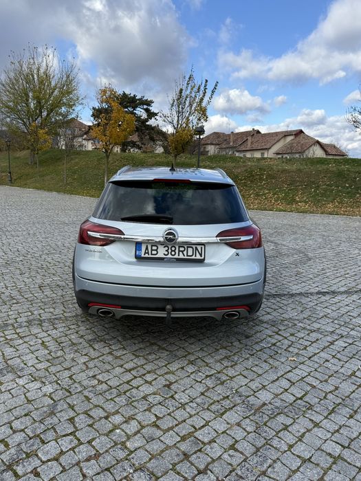 Opel Insignia 4x4 full options