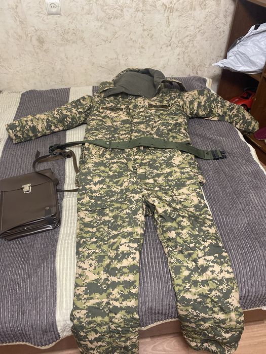 Продам военную форму для кафедры б/у в хорошем качестве можете звонить