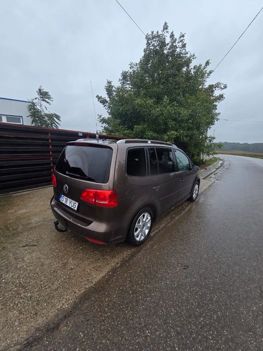 Vw Touran 2013 7 loc 1.4 benzina
