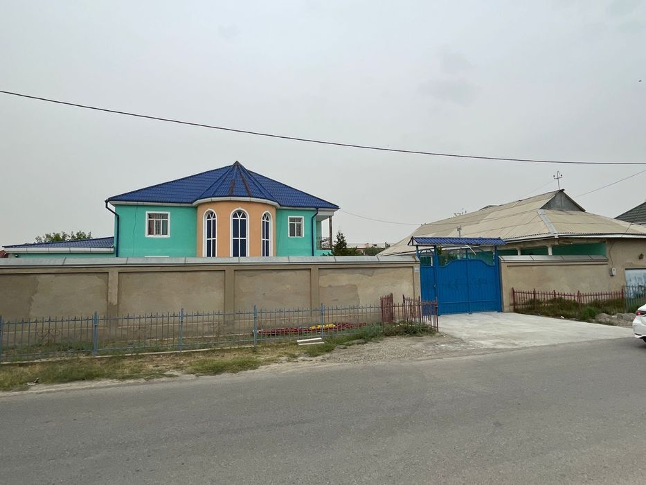 Большой дом для бизнеса