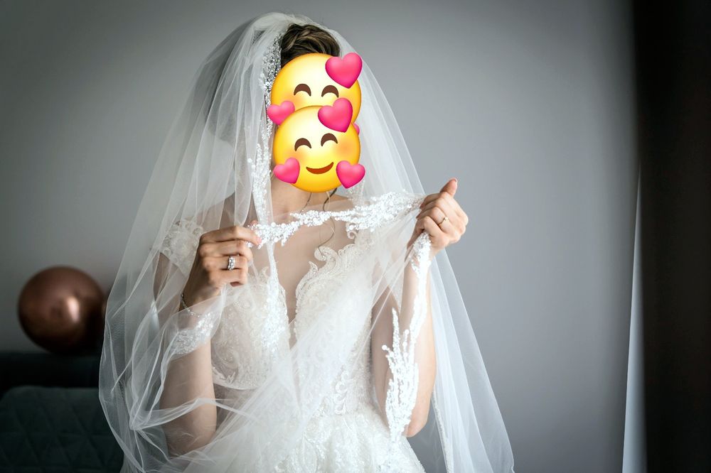 Vând ROCHIE DE MIREASĂ stil prințesă