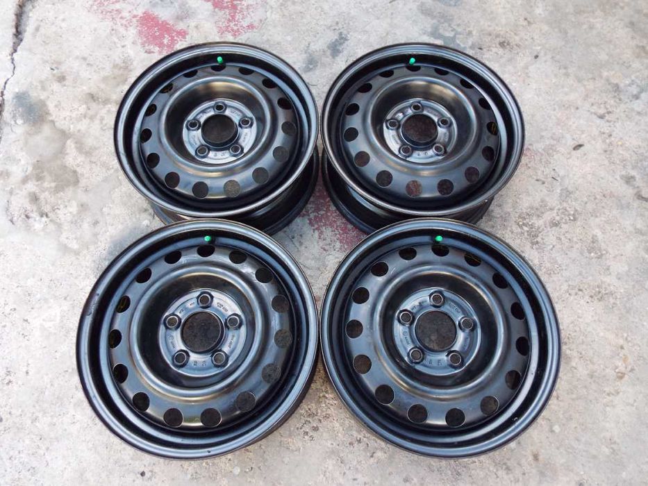 vand 4 jante de tabla pe 15" hyundai i30,kia ceed pret 600ron toate4