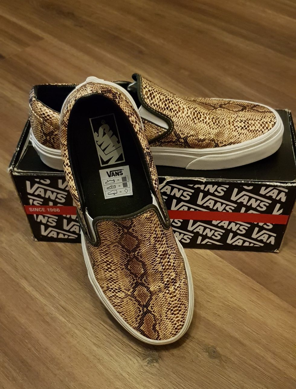 Vans оригинални кецове Естествена ко 41/42жа