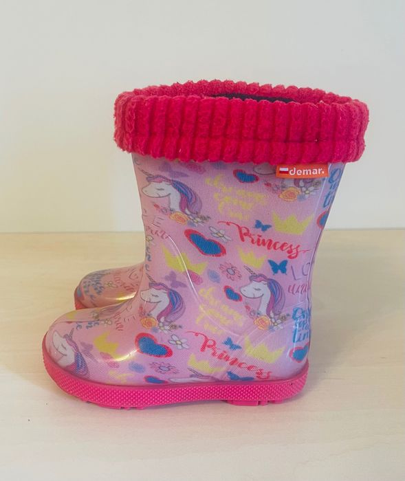 Vând cizme de ploaie pentru copii mărimea 22-23