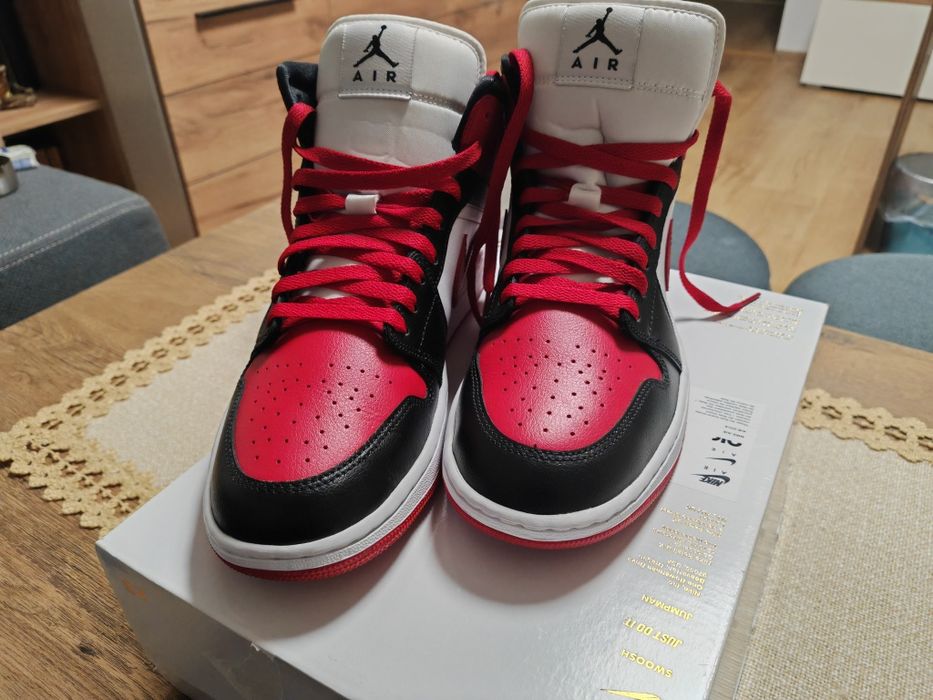 Air Jordan 1 Mid