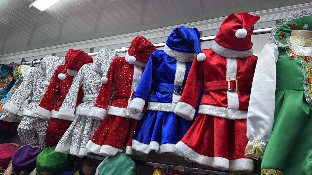 Новогодние костюмы Деда Мороза Снегурочки Санта Клауса Снежинки Куроми