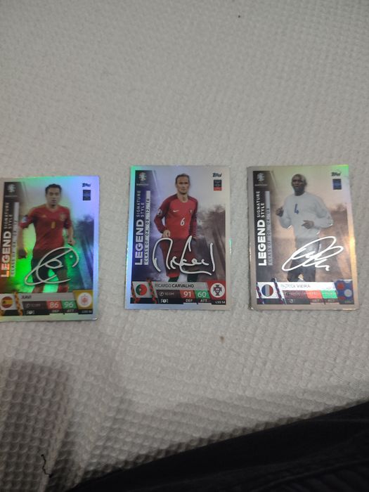 Vând semnături ale fotbalistilor