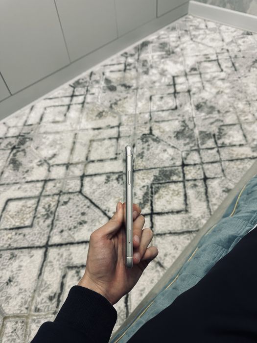 Айфон 11 срочноо