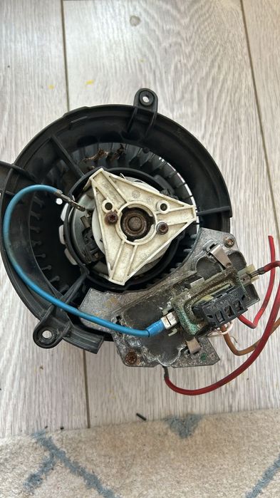 Моторчик печки Мерседес с180