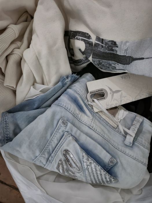 Большой пакет вещей даром