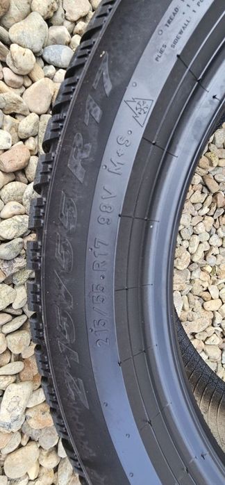 Anvelopa Pirelli Cinturato 215/55 R17 98V