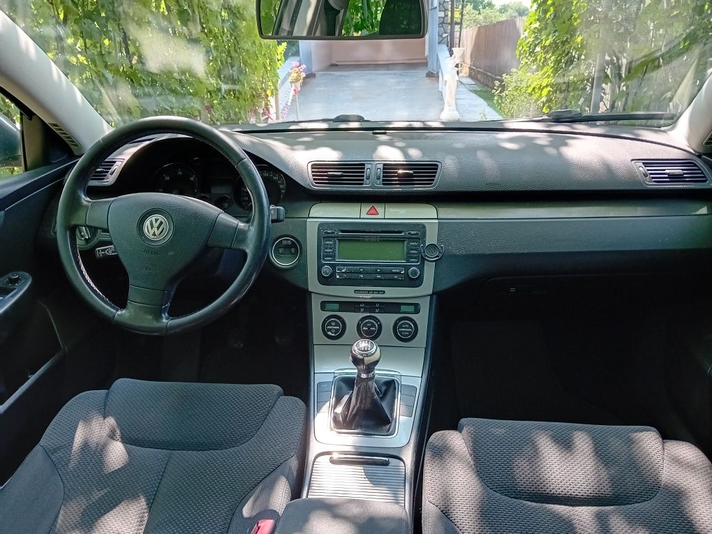 Vând Wolkswagen Passat b6 2.0 tdi