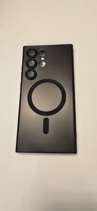 Vând husă pentru Samsung S24 Ultra,