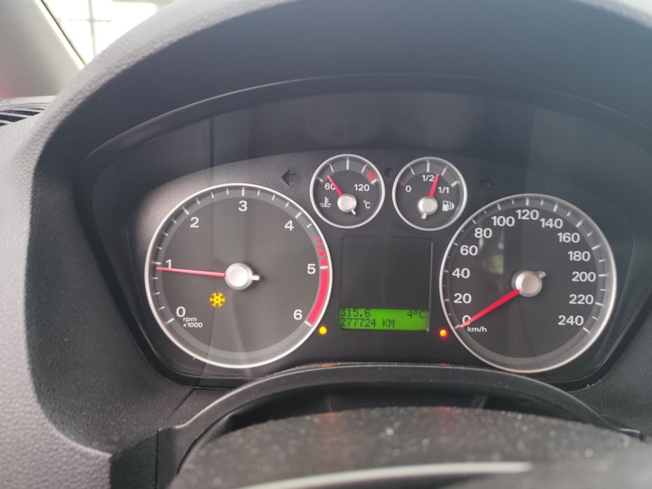 Vând autoturism Ford focus C max