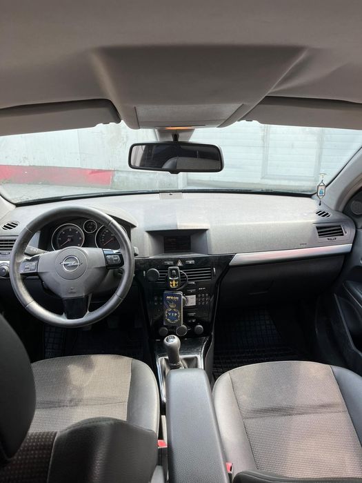 Opel Astra H 2008