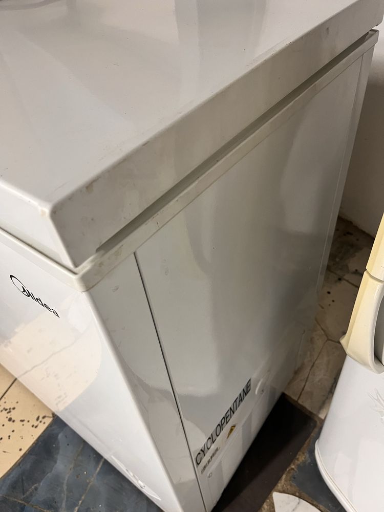 Морозильник Midea 203л