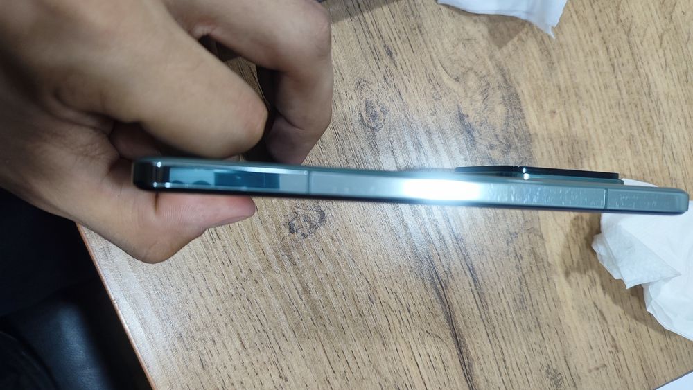 Xiaomi 14 pro flagman