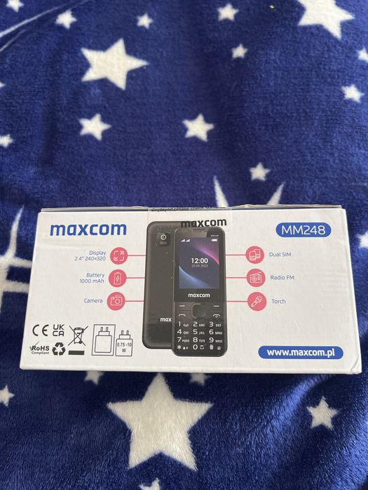 Vand telefon cu butoane