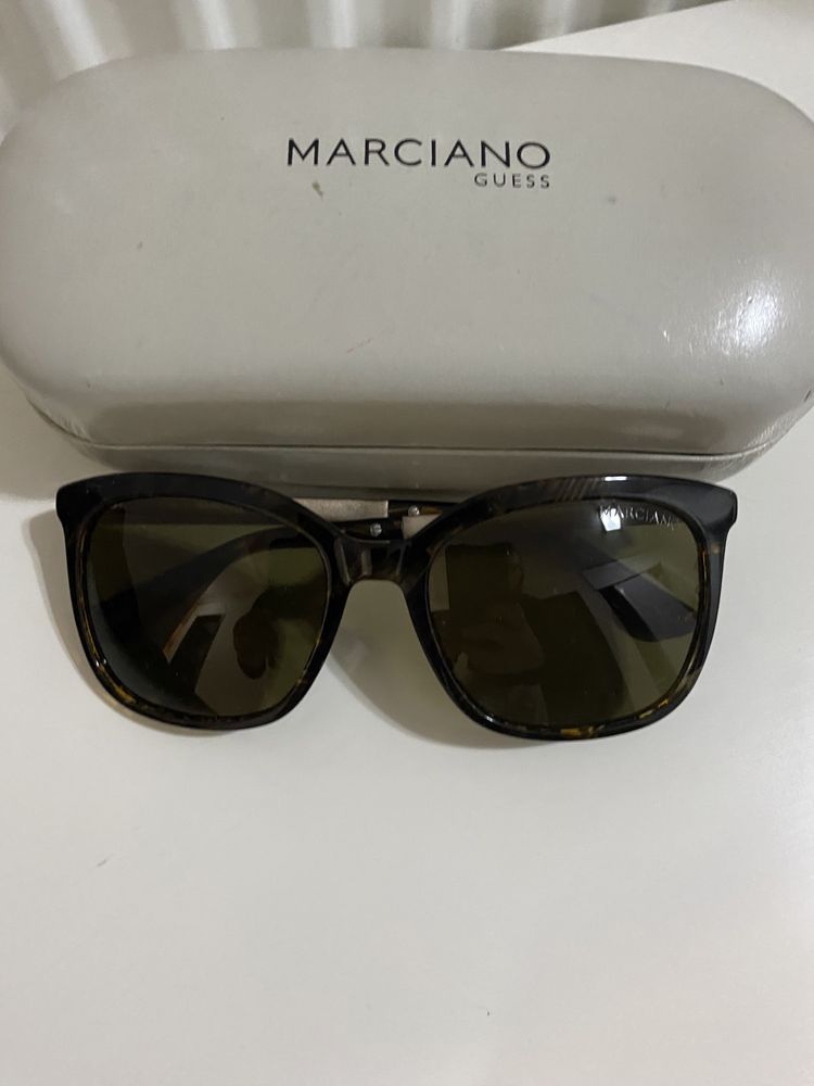 Ochelari de soare dama Guess by Marciano