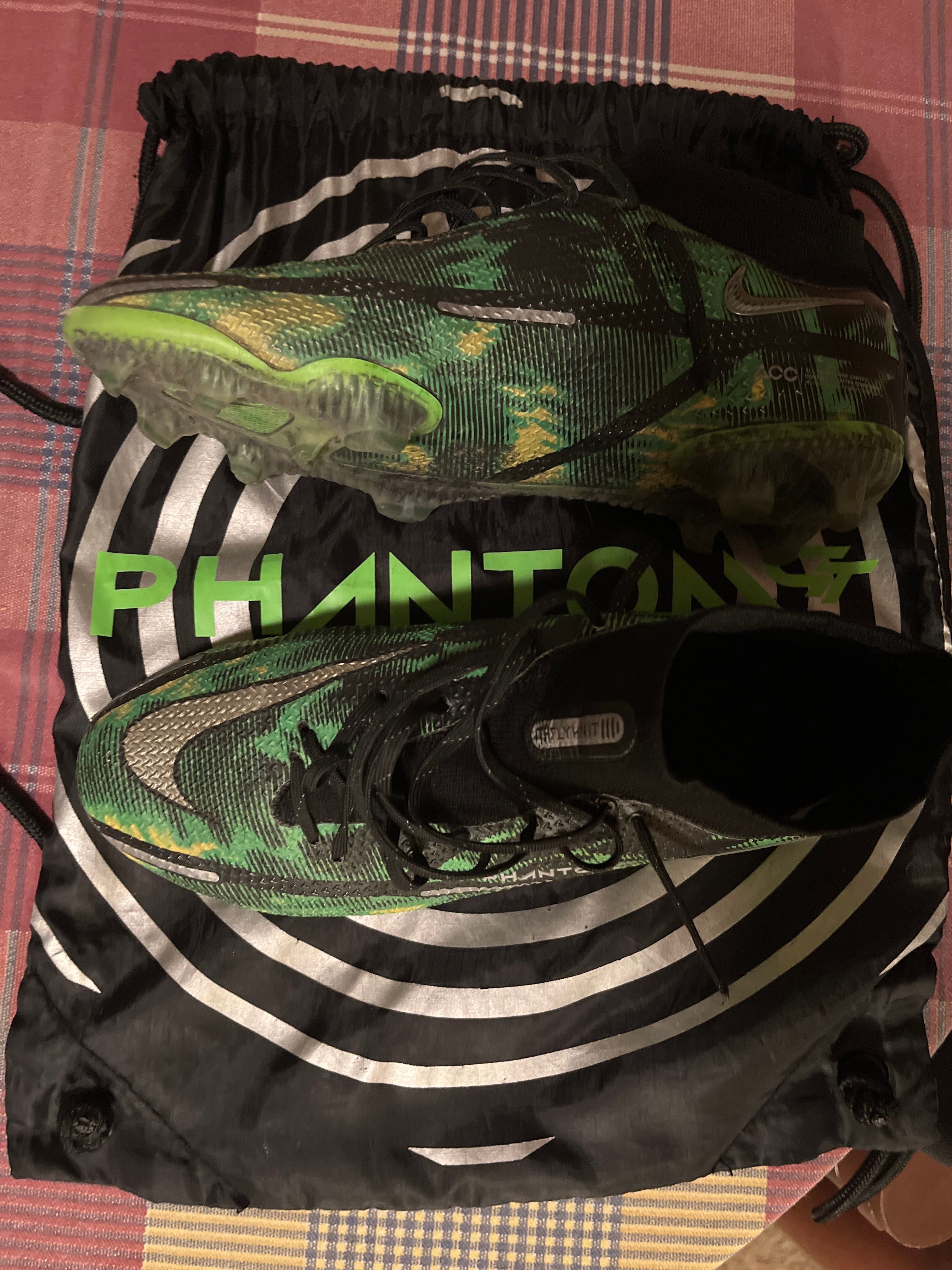 Бутонки-професионални(acc) Nike phantom GT2 Elite FG