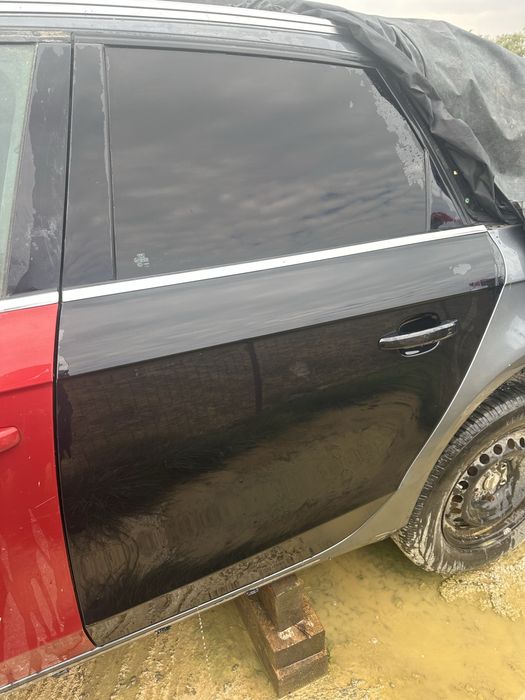 Usa spate stanga break avant audi a4 b8 b8.5 LZ9Y