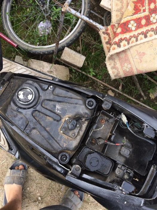 Vând schimb scuter Yamaha mbk 50cc