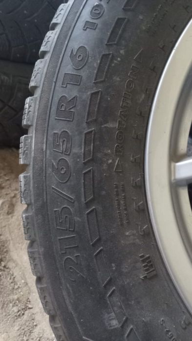 Продам зимние шины