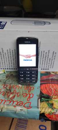 Telefon Nokia cu butoane și touchscreen în stare bună