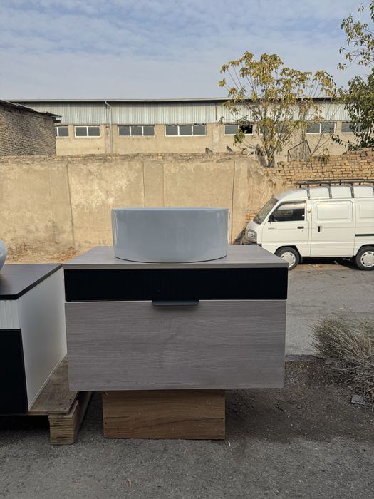 Santexnika shkaf rakvina