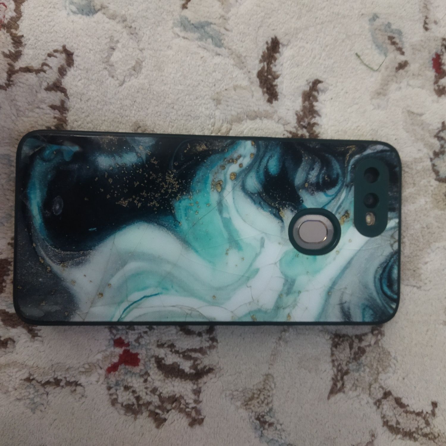 Телефон Oppo AX7