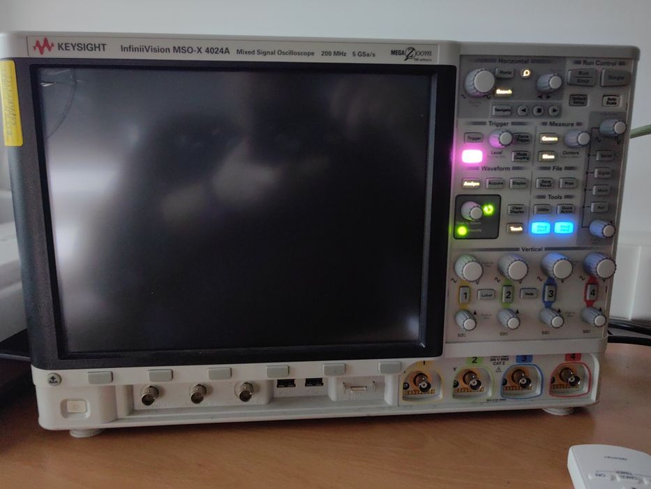 Osciloscop digital - Mixed domainl touch keysight 200Mhz