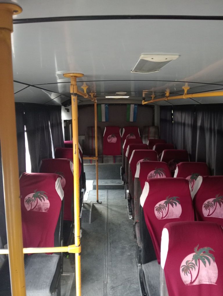 Buyurtma uchun avtobus