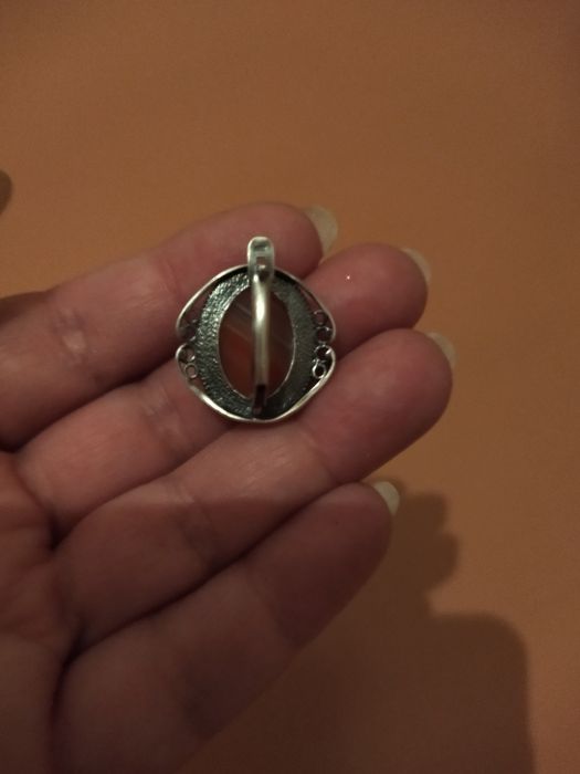 Продаются серебряные серьги